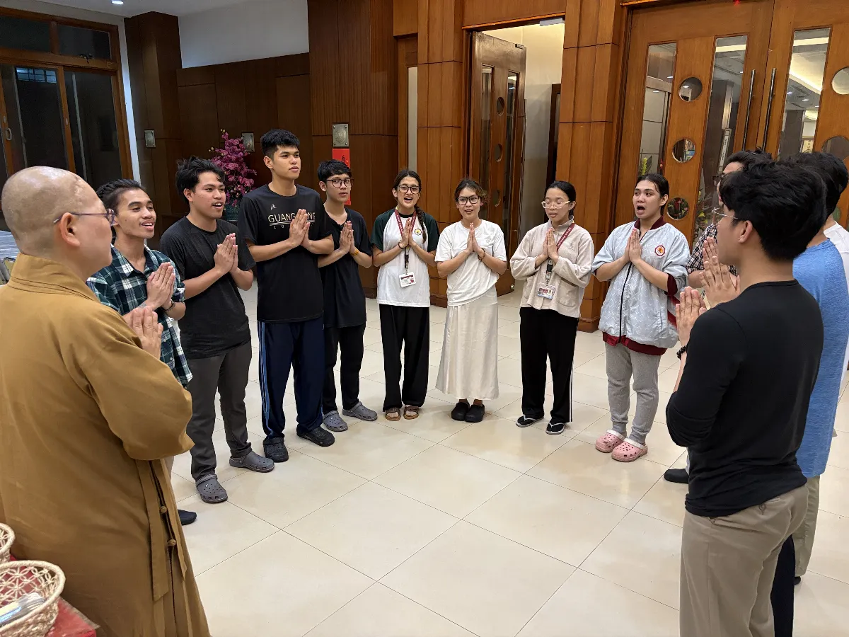 Guang Ming College Culinary Interns Complete Summer Plant-based Cooking Program at Fo Guang Shan